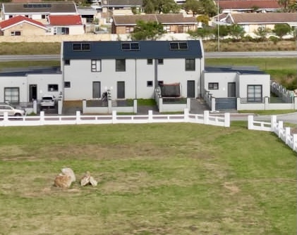 2 Bedroom Property for Sale in Parsonsvlei Eastern Cape